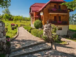 House Mrzlin Grad
