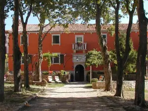 Apartments Lazzarini Battiala