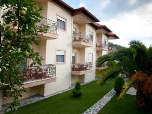 Yiouli Hotel