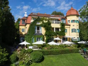 Hotel Seeschloßl Velden