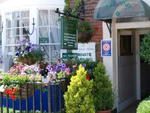 The Bay Guest House