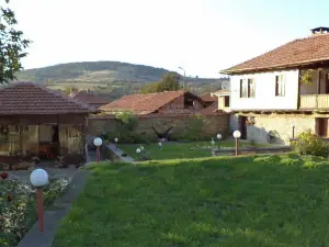 Bella House