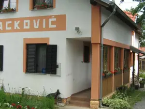 Farm Stay Lackovic