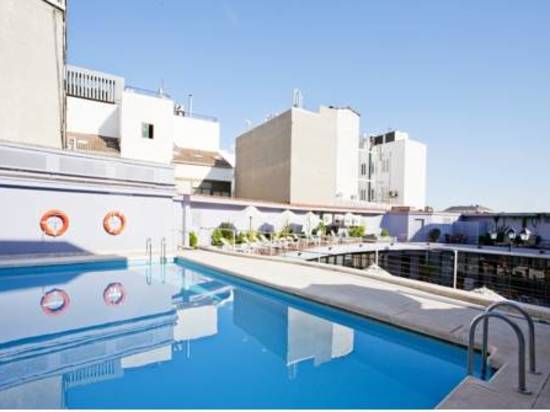 西班牙国家图书馆,马德里西班牙国家图书馆攻