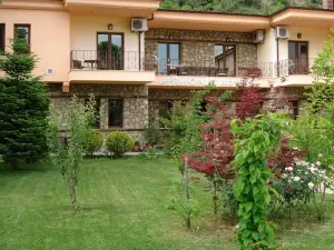 Armonia Hotel