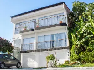 Victoria Imperial Hotel