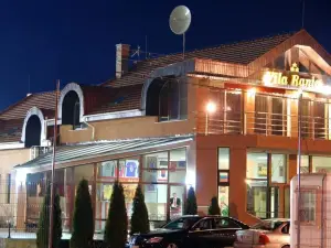 Complex Vila Rania