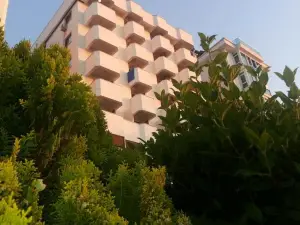Diapolis Hotel
