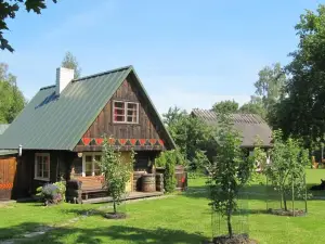 Aavikunurga Guesthouse