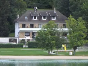 Hotel Restaurant la Chaumiere du Lac