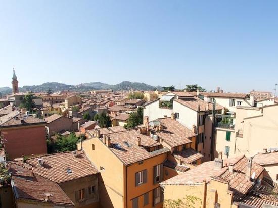 【携程攻略】博洛尼亚Piazza Trento Trieste附