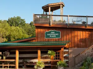 Inn & Spa at Cedar Falls