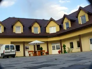 Hotelik Pod Baranami