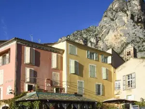 Le Relais à Moustiers