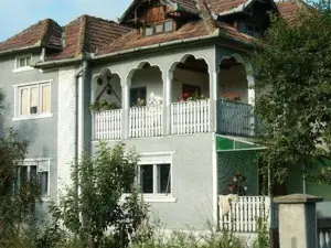 Pensiunea Tarina