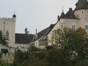 Hotel Vinothek Schwarzer Adler