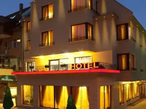 Contessa Hotel