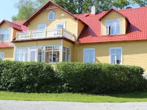 Nurmeveski Guesthouse