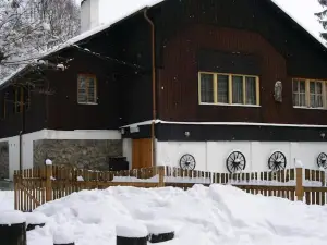 Lovecky Hotel Jivak