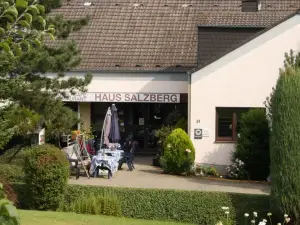 Hotel Haus Salzberg Garni
