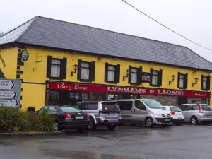 Lynhams Hotel