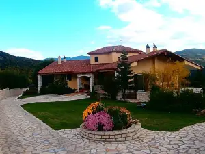 Margit Suites Hotel
