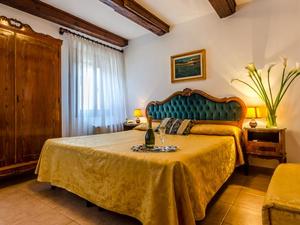 【携程攻略】威尼斯火车站\/坎纳雷乔酒店预订