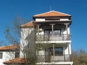 Family Hotel and Restaurant Plamena