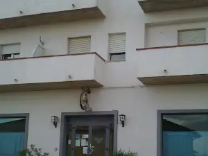 Life Hotel