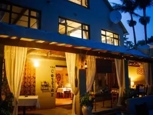 Honeywood Forest Lodge