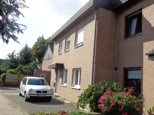 Exclusive Apartment - Rees