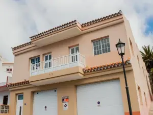 Apartamentos Arure Plaza