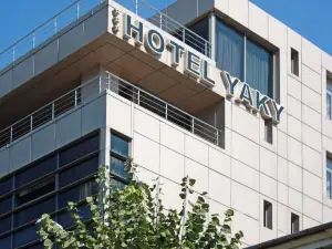 Hotel Yaky Center