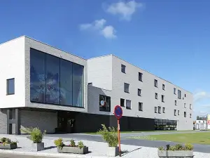 Hostel H