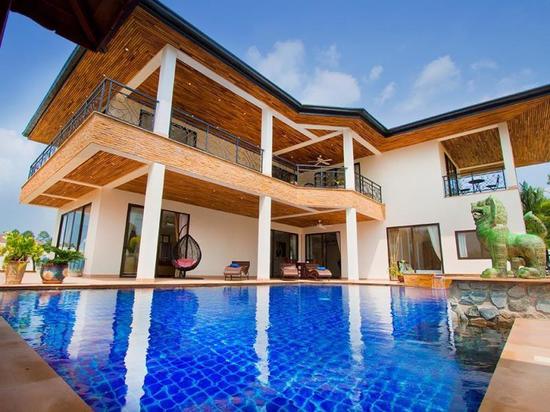 phoenix lakeside pool villa
