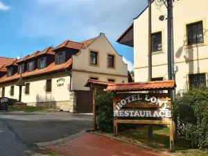 Hotel Lony