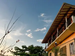 Jacinda Villa