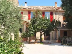 Chambres d'Hôtes l'Oréliane en Provence Adults Only