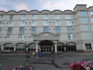 St. Albert Inn & Suites