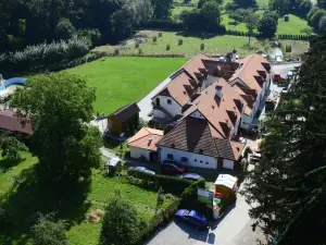 Pension Kadlcuv Mlyn