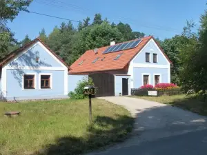 Penzion U hájovny u pískoven - Vlkov