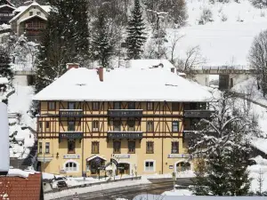 Hirschenhof Apartments