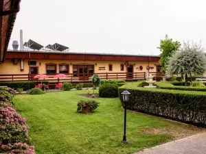 Hotel Slnecny Dvor