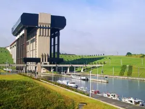 樂紐馬丁諾飯店