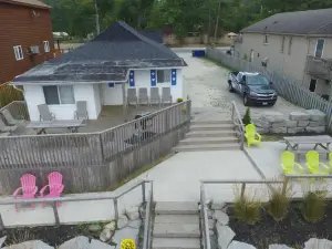 Riverfront Cottages