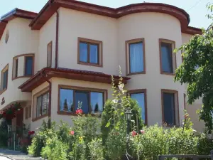 Pensiunea Kenza