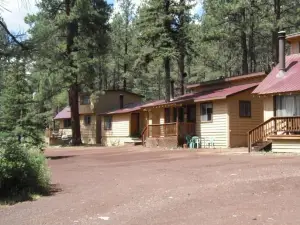 Greer Point Trails End Cabins
