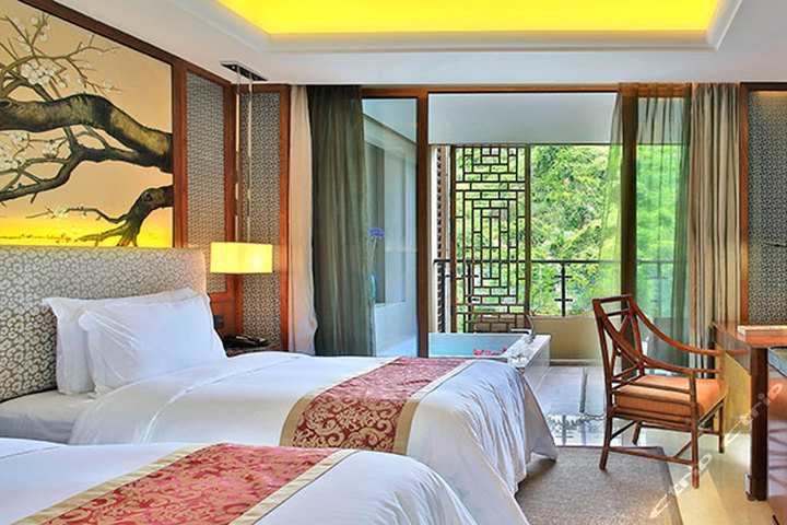 三亚美高梅度假酒店2晚+三亚四季海庭1晚团购