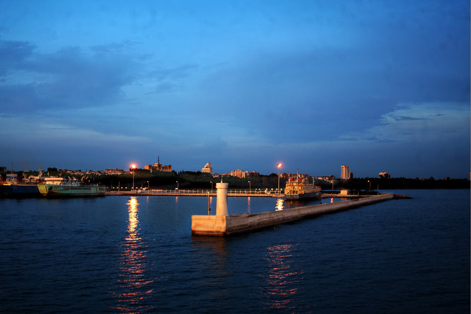 长隆欢乐世界旅游线路攻略_长隆欢乐世界自助