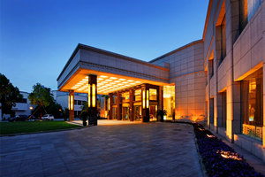 张家港馨苑度假村(5号楼标间+双人套餐)团购-